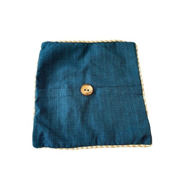 Throw pillow covers set of‎ 2 Teal Tweed Wood Botton 20x20 textured zippered - Picture 2 of 8